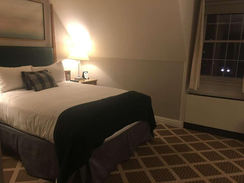 Hanover Inn Dartmouth Room photo